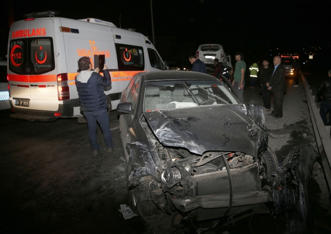 İstanbul'da zincirleme zincirleme trafik kazası: 12 yaralı