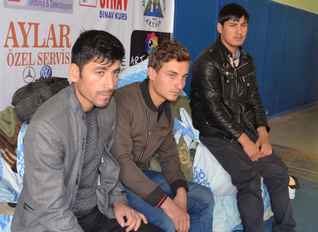 Artvin'de 79 kaçak göçmen yakalandı