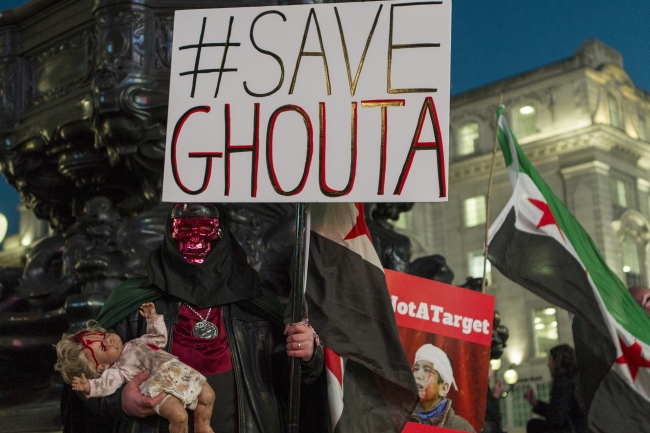 Doğu Guta saldırıları Londra'da protesto edildi