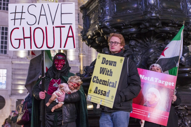 Doğu Guta saldırıları Londra'da protesto edildi