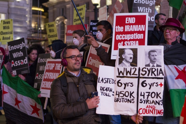 Doğu Guta saldırıları Londra'da protesto edildi