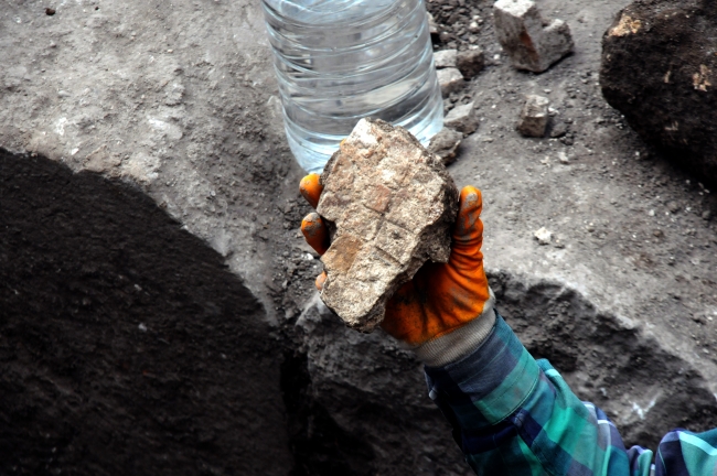 Sondaj çalışmasında tarihi eserler bulundu