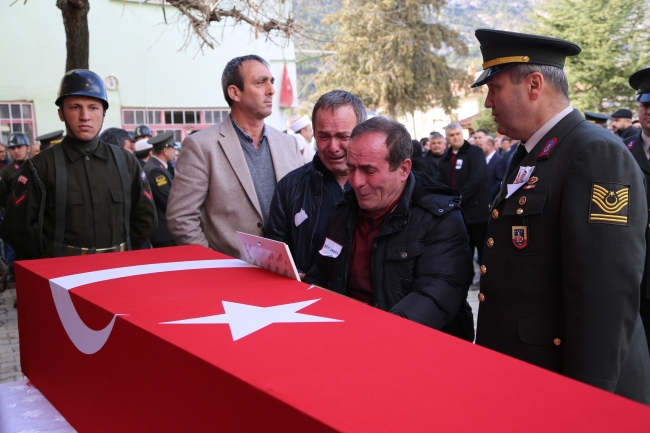 Afrin şehidi Ünlü, son yolculuğuna uğurlandı