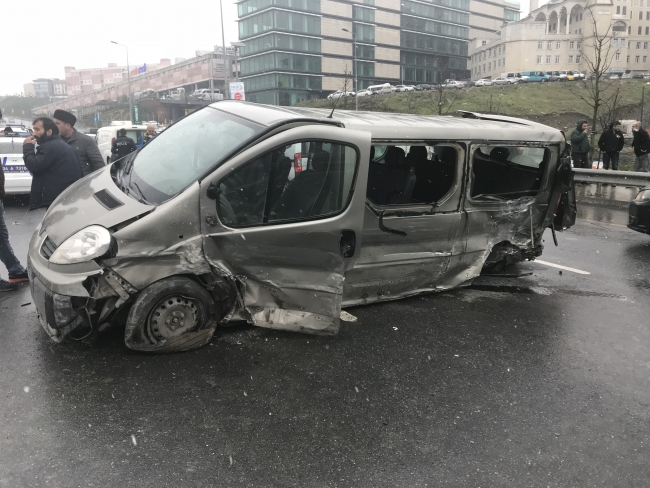 İstanbul Bağcılar'da zincirleme trafik kazası