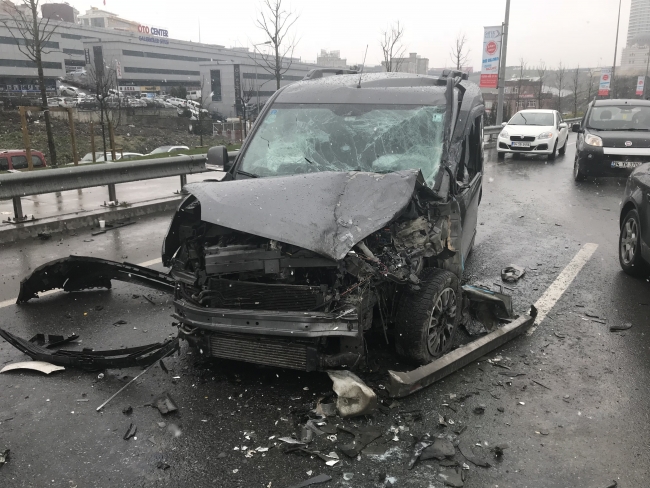 İstanbul Bağcılar'da zincirleme trafik kazası