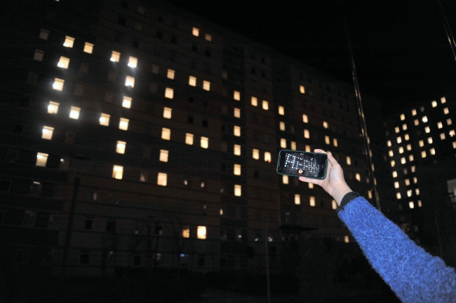 Yurt ışıkları Mehmetçik için yandı