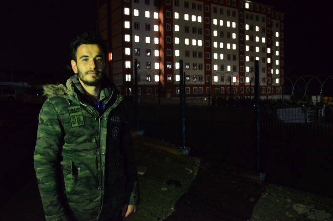 Yurt ışıkları Mehmetçik için yandı