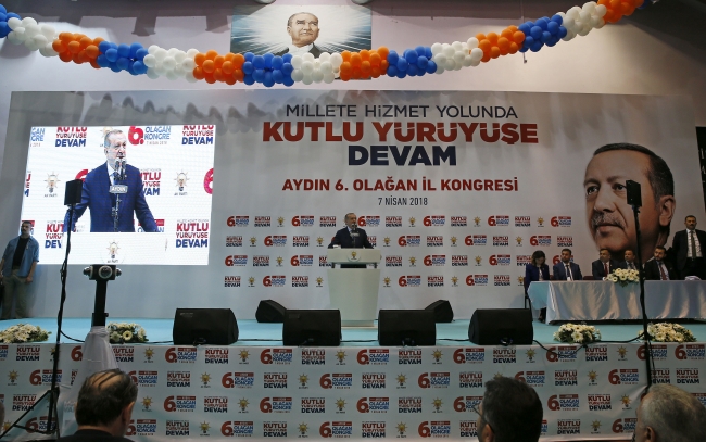 Cumhurbaşkanı Erdoğan: Türkiye'de Cumhuriyetimizin gerçek savunucusu AK Parti'dir