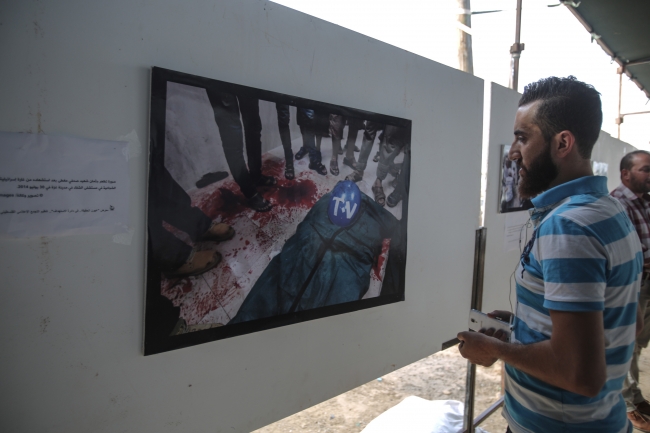 İsrail'in gazetecilere yönelik ihlalleri Gazze'de sergilendi