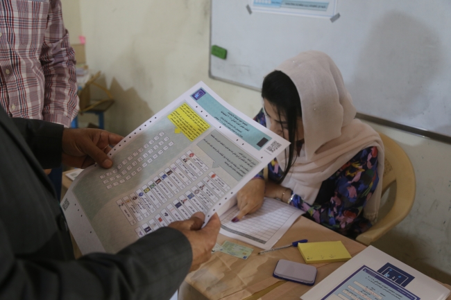 Irak'ta halk sandık başında