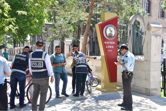 Okul çevrelerine 15 bin personelle sıkı denetim