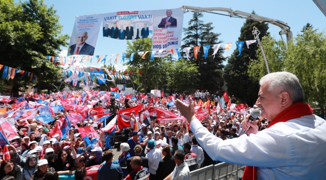 Başbakan Yıldırım: Bu ay iki bayram kutluyoruz