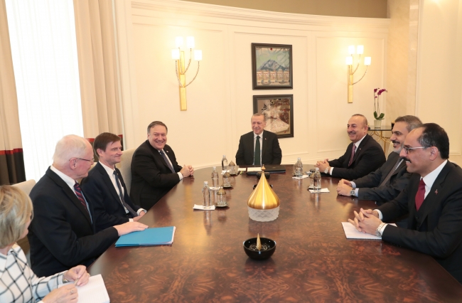 Cumhurbaşkanı Erdoğan, Pompeo ile bir araya geldi