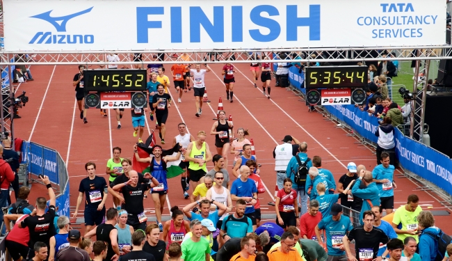 Hollanda'da Filistinliler için koştu