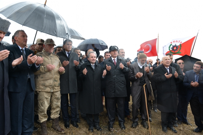 Yavi şehitleri katliamın 25. yılında anıldı