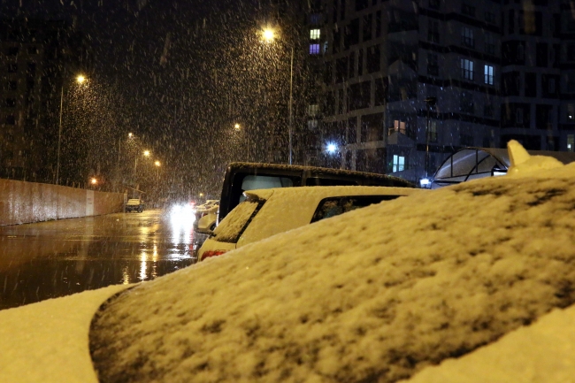 Ulaşıma kar ve tipi engeli