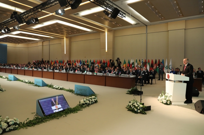 Cumhurbaşkanı Erdoğan: Kur baskısından kurtulmak için yerli paramızı kullanalım