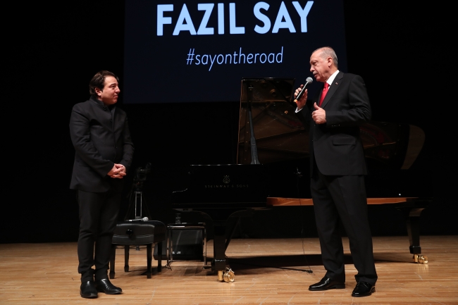 Cumhurbaşkanı Erdoğan Fazıl Say'ın konserini izledi