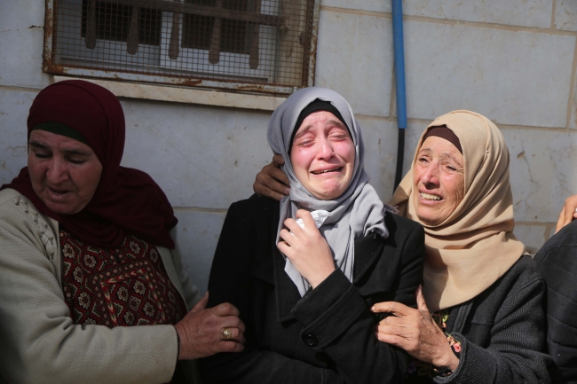 Yahudi yerleşimcinin şehit ettiği Filistinli çiftçi toprağa verildi