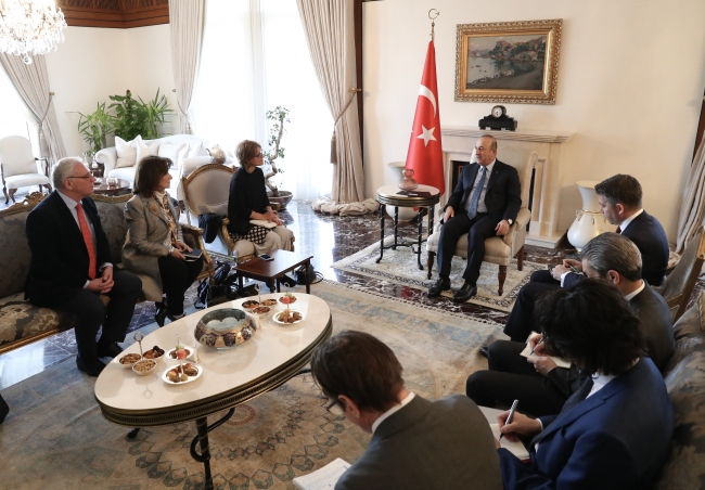 Bakan Çavuşoğlu BM Raportörüyle bir araya geldi
