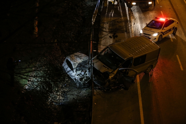 Esenler'de trafik kazası: 3 yaralı