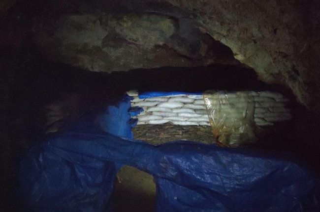 Yüksekova'da teröristlerin kullandığı 26 mağara imha edildi