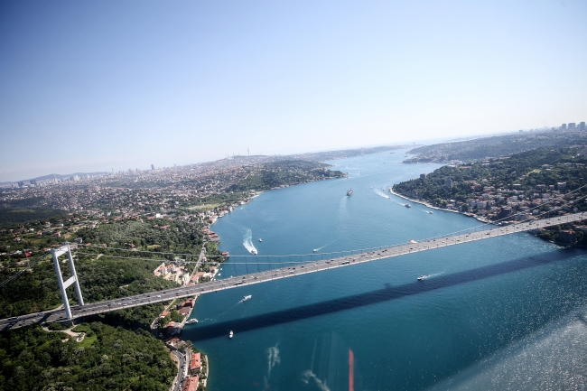 İstanbul'da helikopterle trafik denetimi