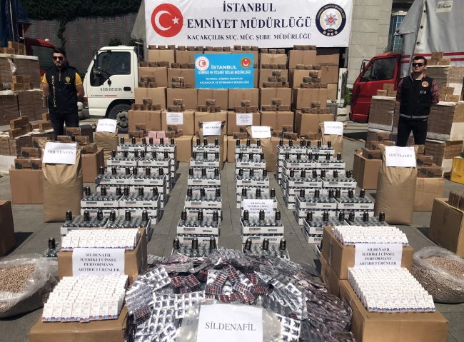 İstanbul'da dev kaçakçılık operasyonu: 7 tır sahte ürün yakalandı