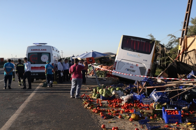 Büyükçekmece'de otobüs kazası
