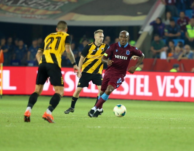 Trabzonspor UEFA Avrupa Ligi'nde tur atladı