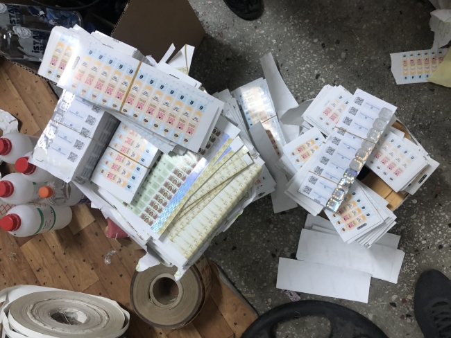 İstanbul'da sahte içki imalathanelerine baskın