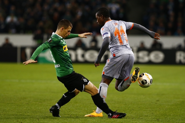 Başakşehir Avrupa'da grubunda lider olarak tur atladı