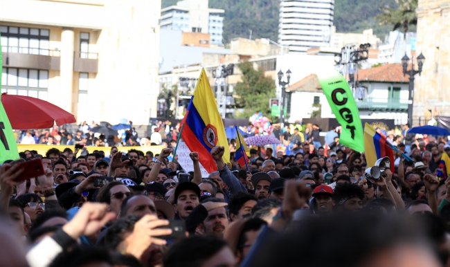 Kolombiya'da hükümet karşıtı gösteriler sürüyor