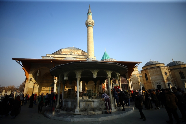 Mevlana şehrinde "Şeb-i Arus" yoğunluğu