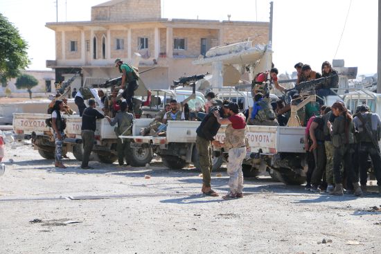 ÖSO, Azez-Cerablus hattındaki Dabık'a saldırı başlattı