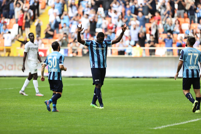 Adana Demirspor üç golle kazandı