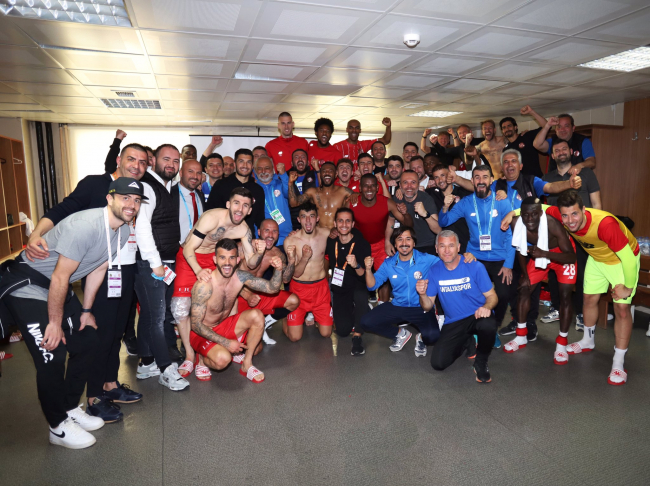 Antalyaspor Alanyaspor'u üç golle geçti