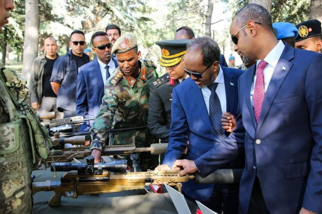Somali Cumhurbaşkanı Mahmud'dan 'Somalili Mehmetçikler'e ziyaret