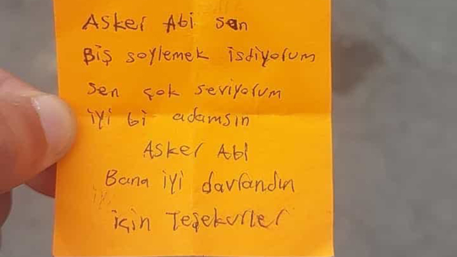Depremzede çocuklardan asker abilerine duygulandıran mektuplar