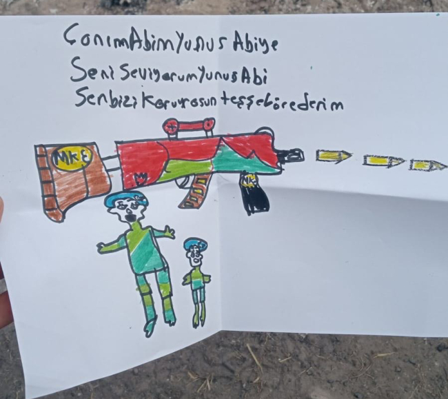 Depremzede çocuklardan asker abilerine duygulandıran mektuplar