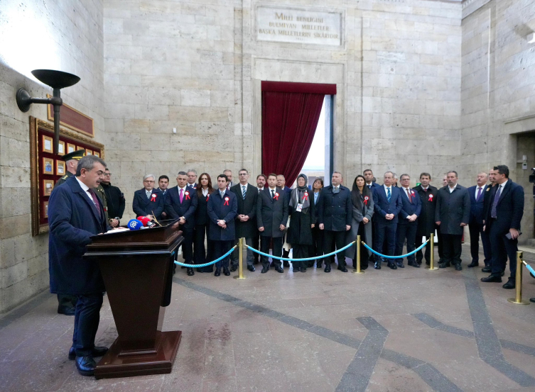 81 ilden gelen öğretmenler Anıtkabir'i ziyaret etti