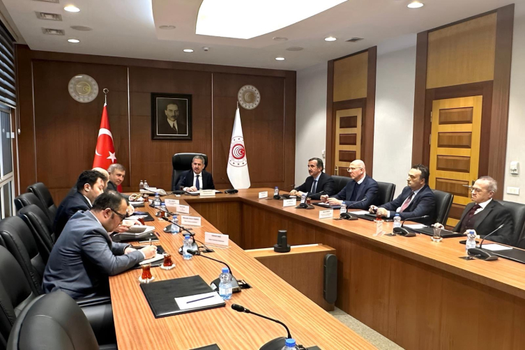 Ticaret Bakanlığı zincir marketlerle toplantı düzenledi