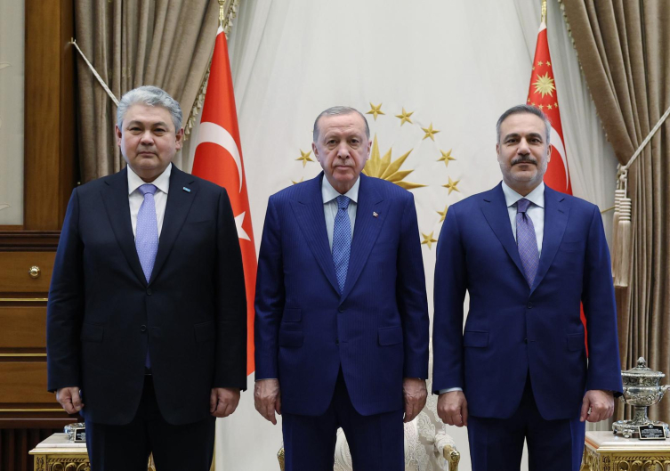 Cumhurbaşkanı Erdoğan, Yermek Koşerbayev'i kabul etti