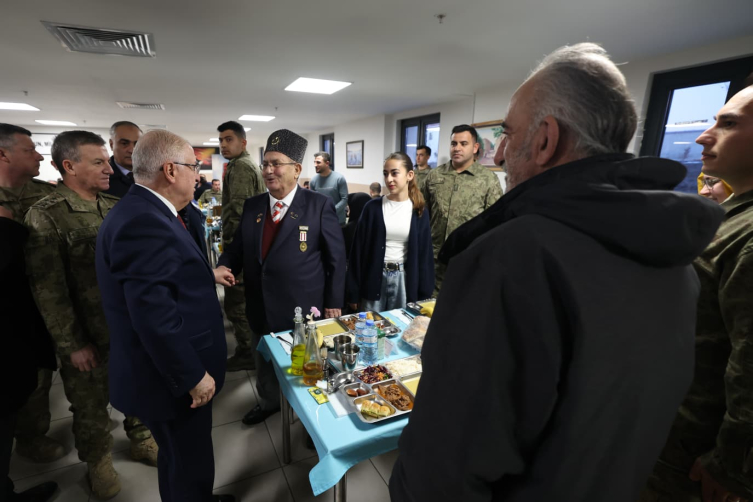 Bakan Güler, Bayburt'ta şehit aileleri ve gazilerle iftarda bir araya geldi