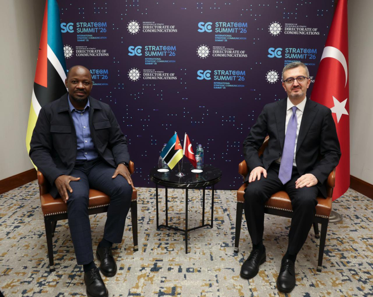 İletişim Başkanı Duran, STRATCOM Zirvesi 2026 kapsamında görüşmeler gerçekleştirdi