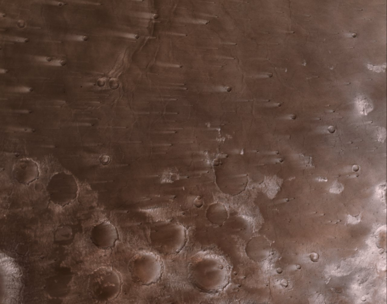 NASA, Mars'ın nadir görüntülerini yayınladı