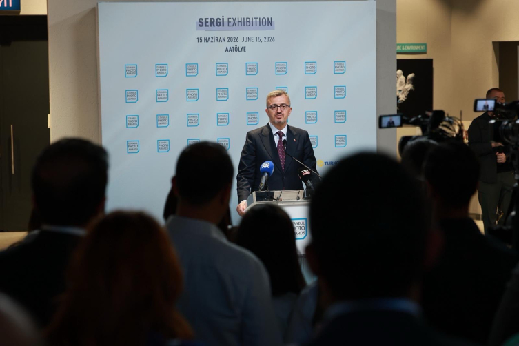 İletişim Başkanı Duran'dan, İstanbul Photo Awards 2026 sergisine ilişkin paylaşım