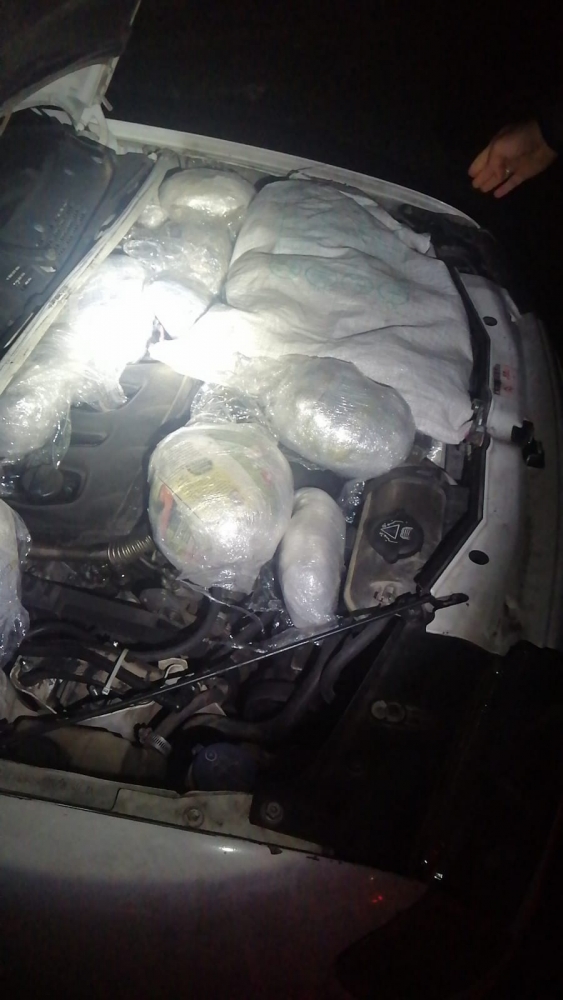 Diyarbakır'da terör örgütünün finans kaynağına operasyon: 1,1 ton esrar ele geçirildi