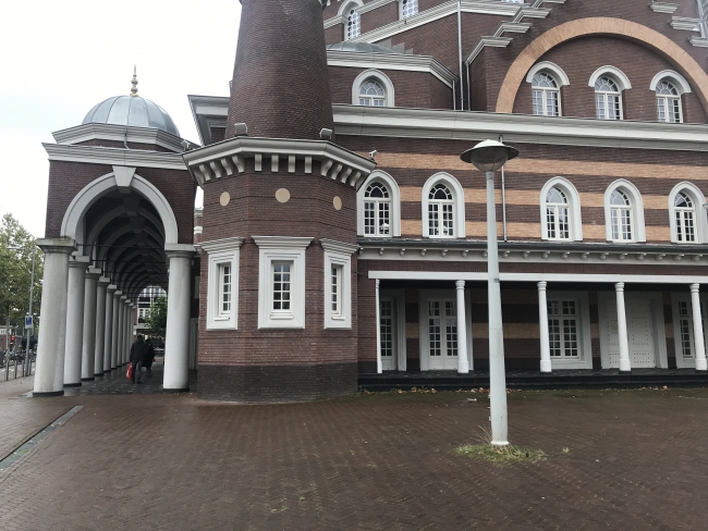 Amsterdam'da minaresi olan tek cami: Ayasofya Camii