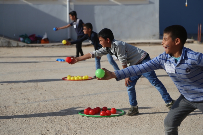 Köy öğretmenleriyle el ele